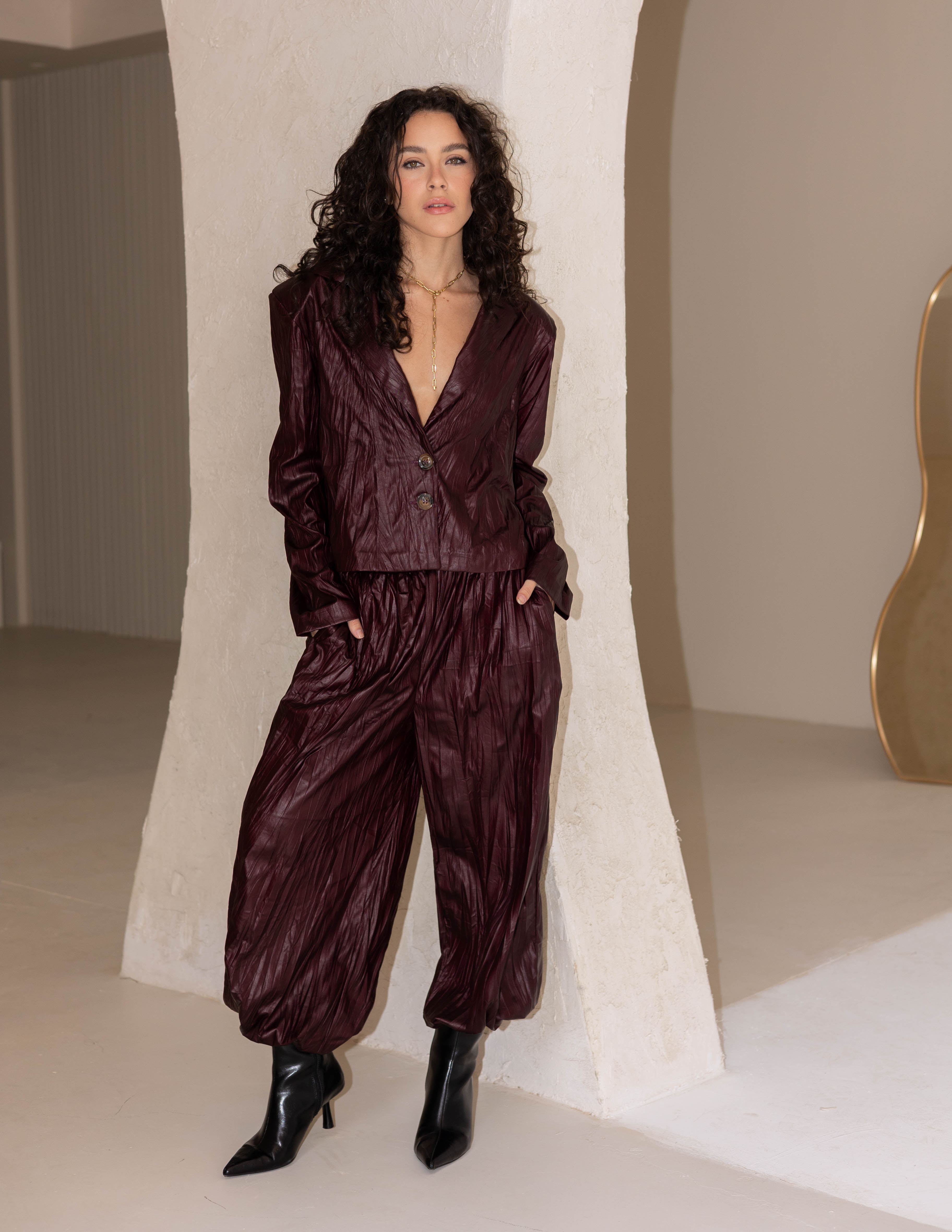 Blazer Leather Crinkle (Burgundy)