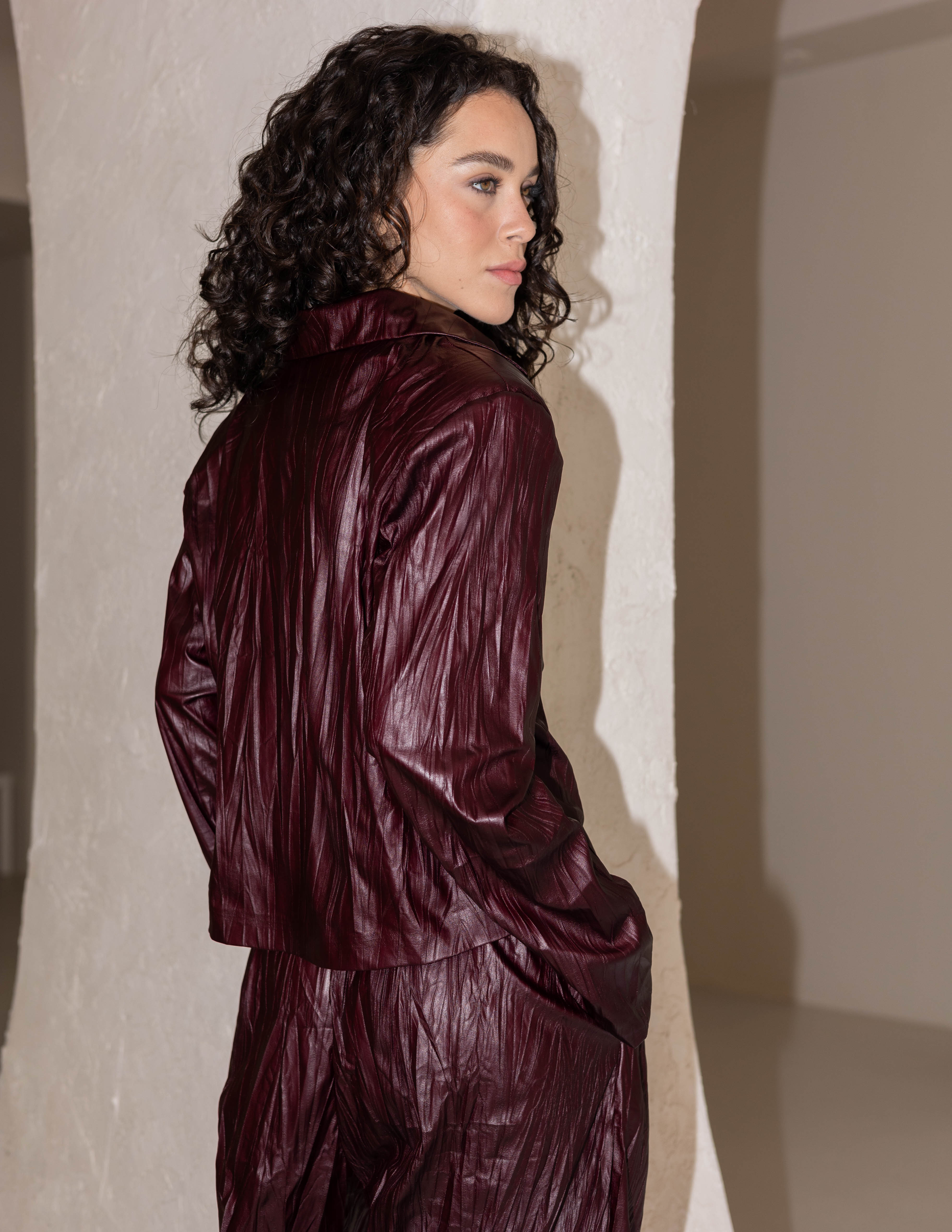 Blazer Leather Crinkle (Burgundy)